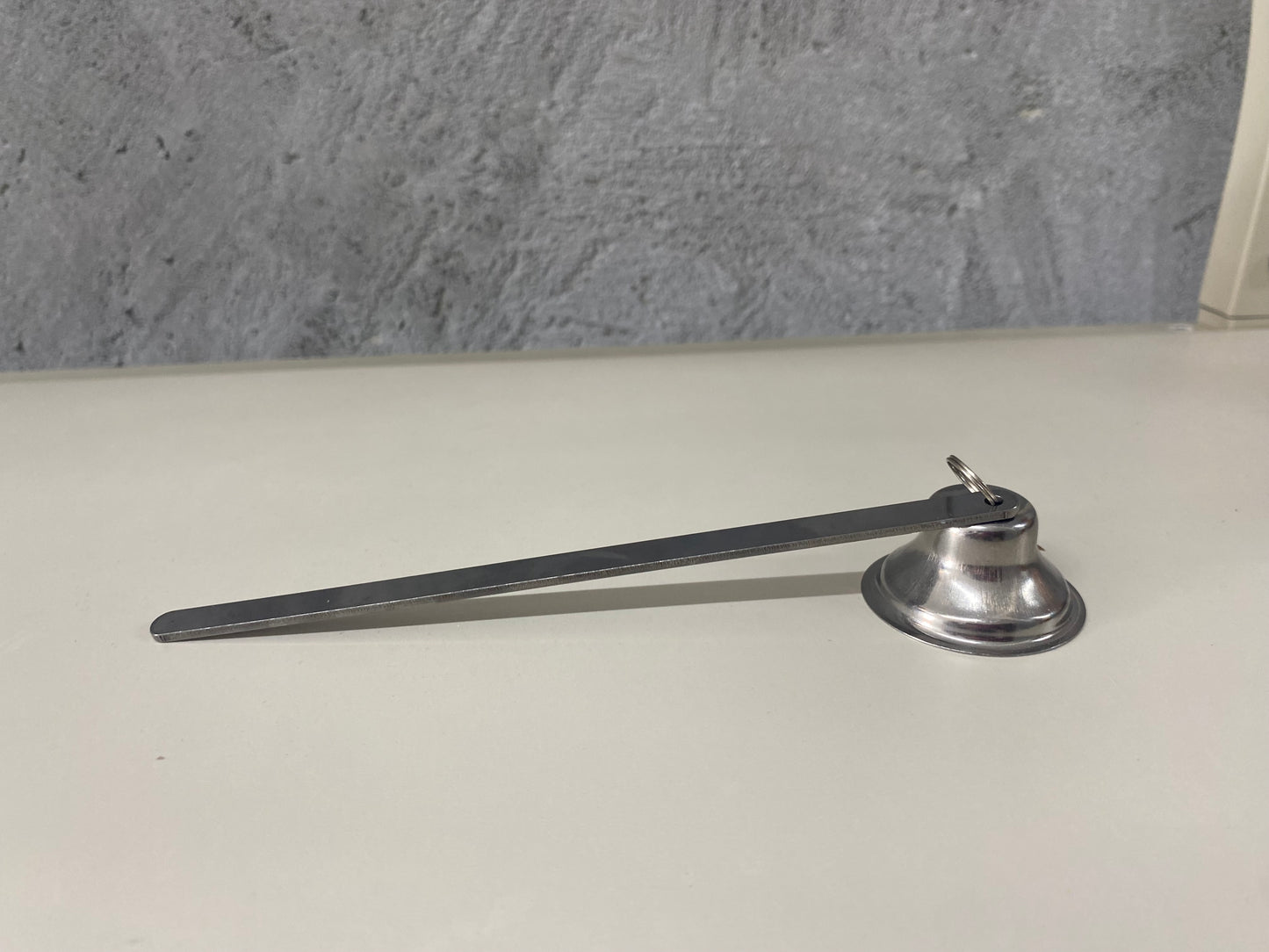 Candle snuffer